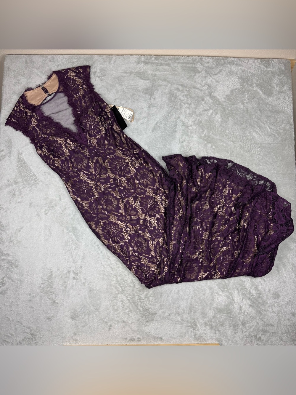 Betsy & Adam Floral Lace Illusion Mermaid Gown Maxi Dress Plum
